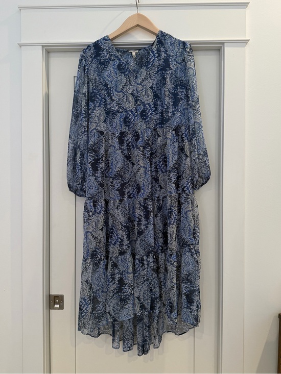Joie Dresses & Skirts - Joie Printed Flowy Dress